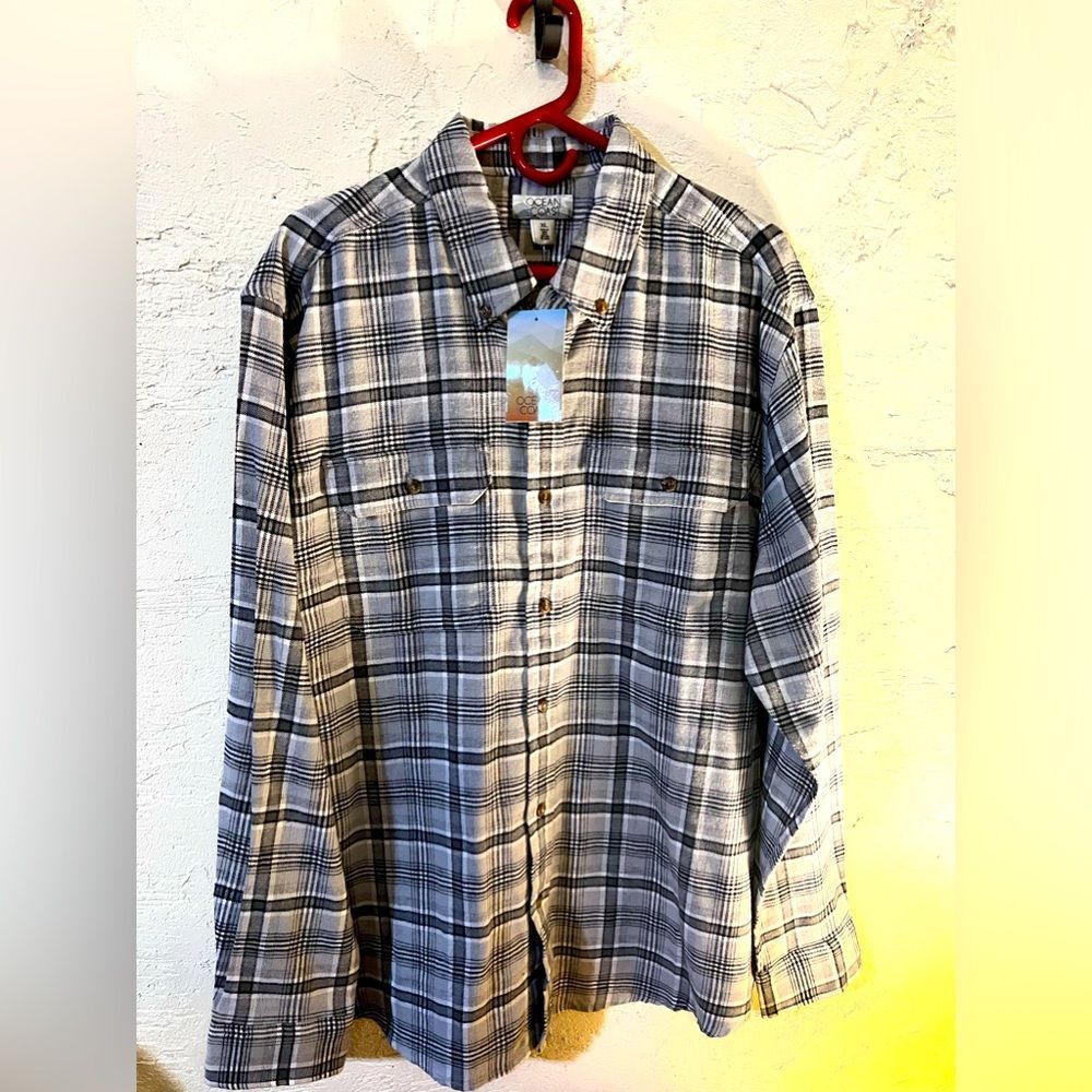 OCEAN COAST NWT light weight flannel button down XL light grey plaid-countryside